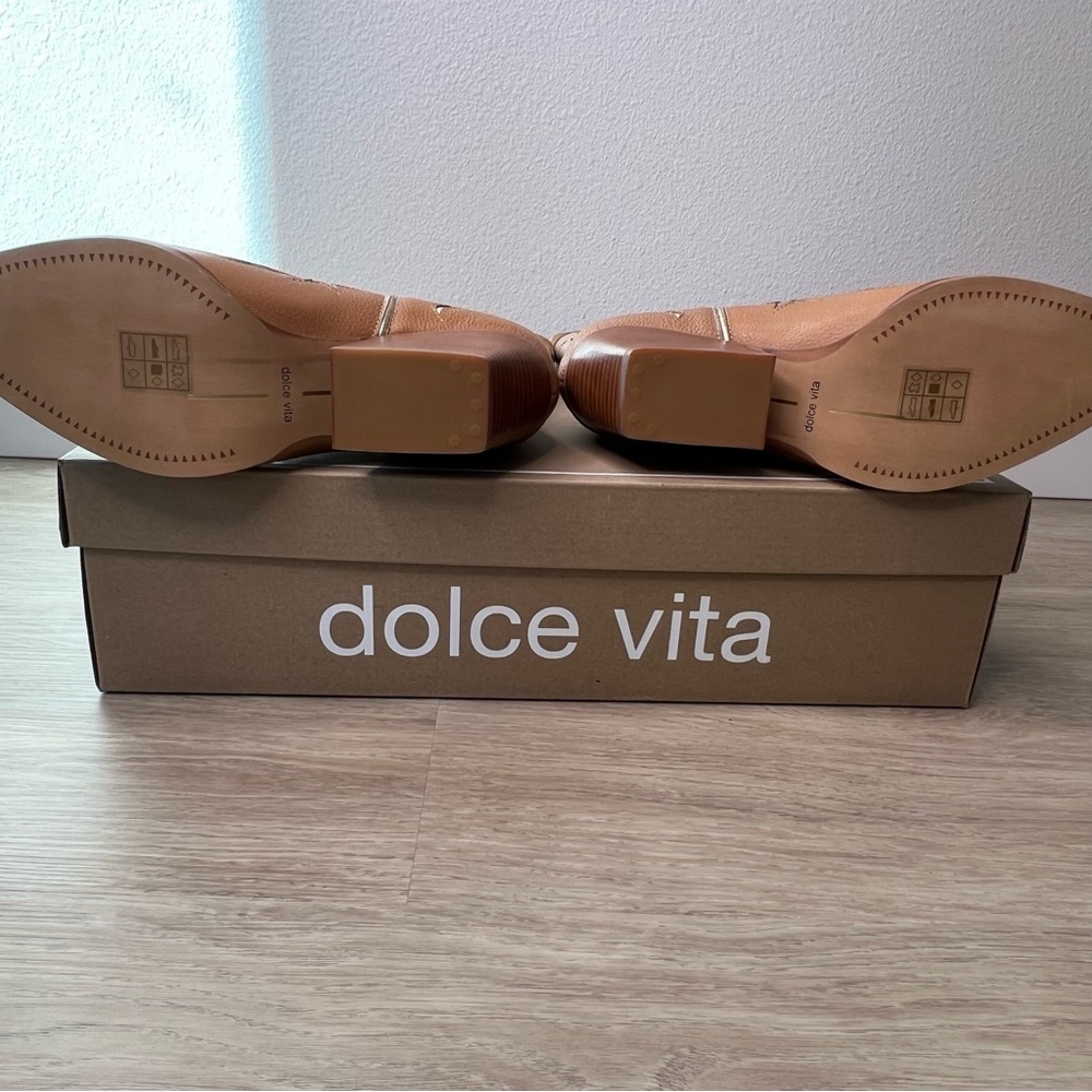 NWT Dolce Vita Lassie Western Cowboy Boots Tan Floral Cutout Star 7.5 - Picture 5 of 6
